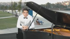 Piyano Etüdleri Piyanist Güneş Yakartepe Klasik Batı Müzikleri Konseri Czerny Etüd Piano Solo Etüt