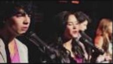 Jonas Brothers Ft Miley Cyrus & Selena Gomez - Send İt On