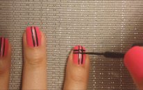 Nailart - Modern Çizgili Bahar Tırnakları