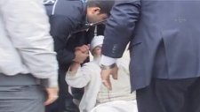 96 Yaşındaki Dedeyi Yaka Paça Dışarı Attılar