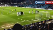 Championship'te Dehşet Bir Frikik!