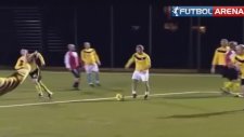 Scholes'tan minyatür kaleye müthiş aşırtma!