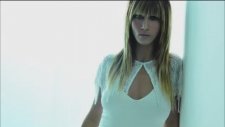 Hande Yener - Ağla Kalbim 2014
