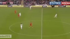 Kolarov'un müthiş füzesi 100 milyonluk adamı yıktı