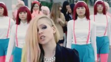 Avril Lavigne - Hello Kitty
