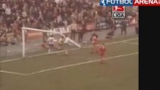 İzlenme Rekorları Kıran Komik Futbol Videosu