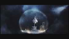 Lzzy Hale - Lindsey Stirling - Shatter Me Featuring