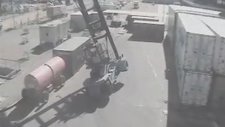 Forklift Operatörünün Feci Kazası