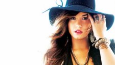 Demi Lovato - Besame Mucho