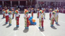 Denizli Katip Çelebi İlkokulu 23 Nisan 2014 Palyaço Gösterisi