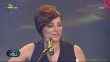 Özlem Özdil - Çeşmi Siyahım (Canlı Performans)