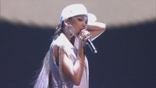 Zendaya - Replay (Canlı Performans)
