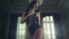 Katarina Grujic - Lutka