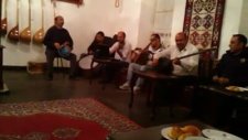 Taşan Kardeşler - Bu Gün Ayın Işığı