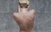 Miley Cyrus - Wrecking Ball