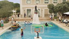 Turkish Airlines Euroleague Epic Pool Dunk