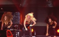 Shakira - Loca ( Live From Paris )