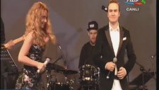 Hadise & Mustafa Ceceli Azerbaycan Konseri