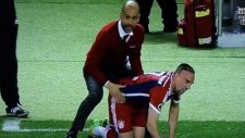 Guardiola Ribery'e Hallendi