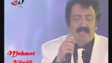 Müslüm Gürses- Ağlarım Gülenim Yok