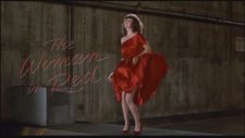 The Woman in Red Fragman