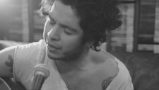 Güntaç Özdemir - Benimle Yan (Akustik)