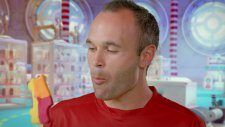 Iniesta'dan İlginç Bir Reklam!