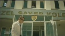 Zeynep Sayer Kerem Yılmaz'ı Tüm Okula Rezil Eder