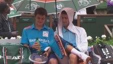 Djokovic'in Top Toplayıcı Çocukla Keyifli Anları