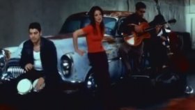 Gloria Estefan - I'M NOT GIVING YOU UP Gloria Estefan - I'M NOT GIVING YOU UP