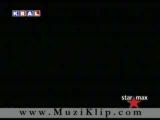 Özlem Tekin - Aşk Herşeyi Affeder Mi