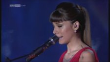 Christina Perri - Human (Canlı Performans)
