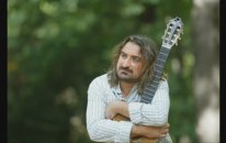 Volkan Konak - Hastane Önünde