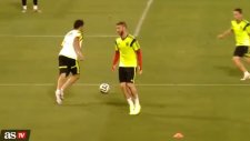 Diego Costa'dan Ramos'u rezil eden çalım!