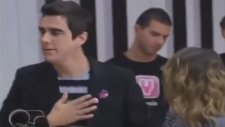 Violetta 2 : León Y Los Chicos Presentan