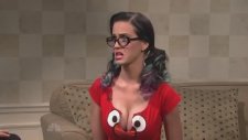 Katy Perry'den Den Göğüs Şov