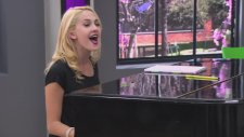 Violetta: Ludmila Y Vilu Cantan ¨si Es Por Amor¨javascript:;