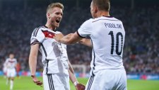 Almanya ezdi geçti : 6-1