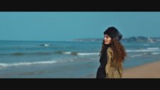 Nil Karaibrahimgil - Kanatlarım Var Ruhumda