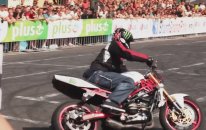 İnsanlık Dışı Motosiklet Gösterisi