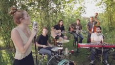 Miley Cyrus - The Backyard Sessions - Jolene