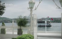 Tuba Büyüküstün Elle Kamera Arkası