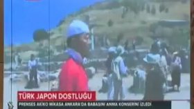 ÜLKEMİZDE MİSAFİR EDİLEN JAPONYA PRENSESİ, ÖLEN BABASINI ANMA KONSERİNE KATILDI.