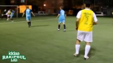 Halı Sahada Ibrahimovic Golü Attı Ama Sevinmedi