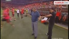 Lucescu, Yardımcı Antrenörlük İçin Arif Erdem'i Düşünüyor
