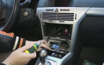 Opel Astra H Konsol Sökümü