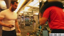 Mac Ekibinden Bir Dakikalık Squat Performansı