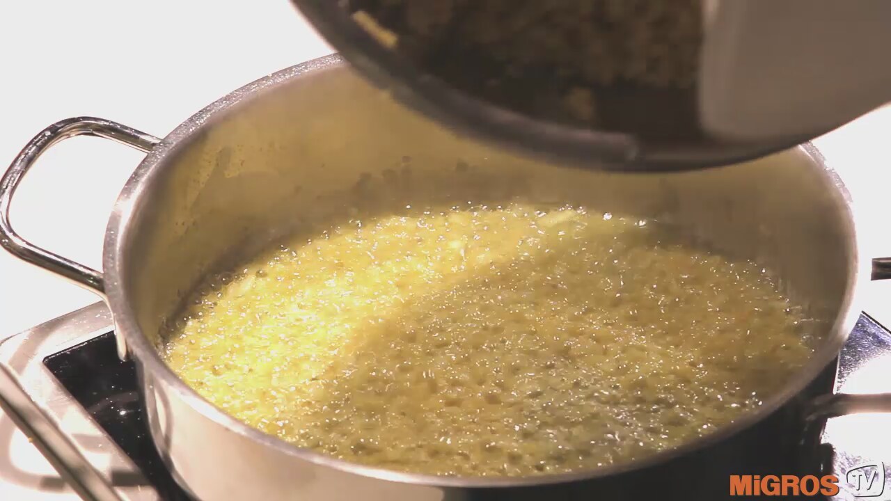 Mercimekli Bulgur Pilavı Videosu Mercimekli Bulgur Pilavı Videosu