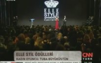 Tuba Büyüküstün & Yılın Kadin Oyuncusu - Elle Style Awards