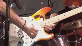 Eric Clapton - While My Guitar Gently Weeps Eric Clapton - While My Guitar Gently Weeps